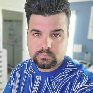 Meet your Posher, Jonathan